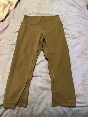 CRZ YOGA Olive Green High-Waist Capri Leggings